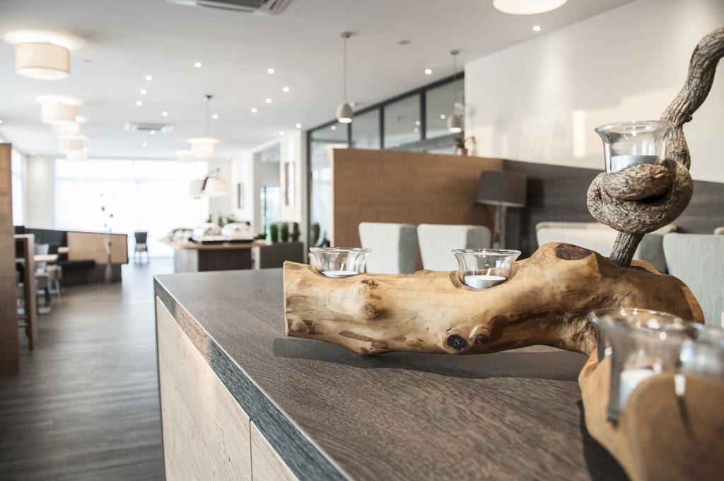 Amaro Hotel Bergkirchen  Bagian luar foto